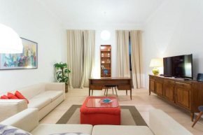 Keys of Italy / Valpetrosa 10 - Touch of Elegance